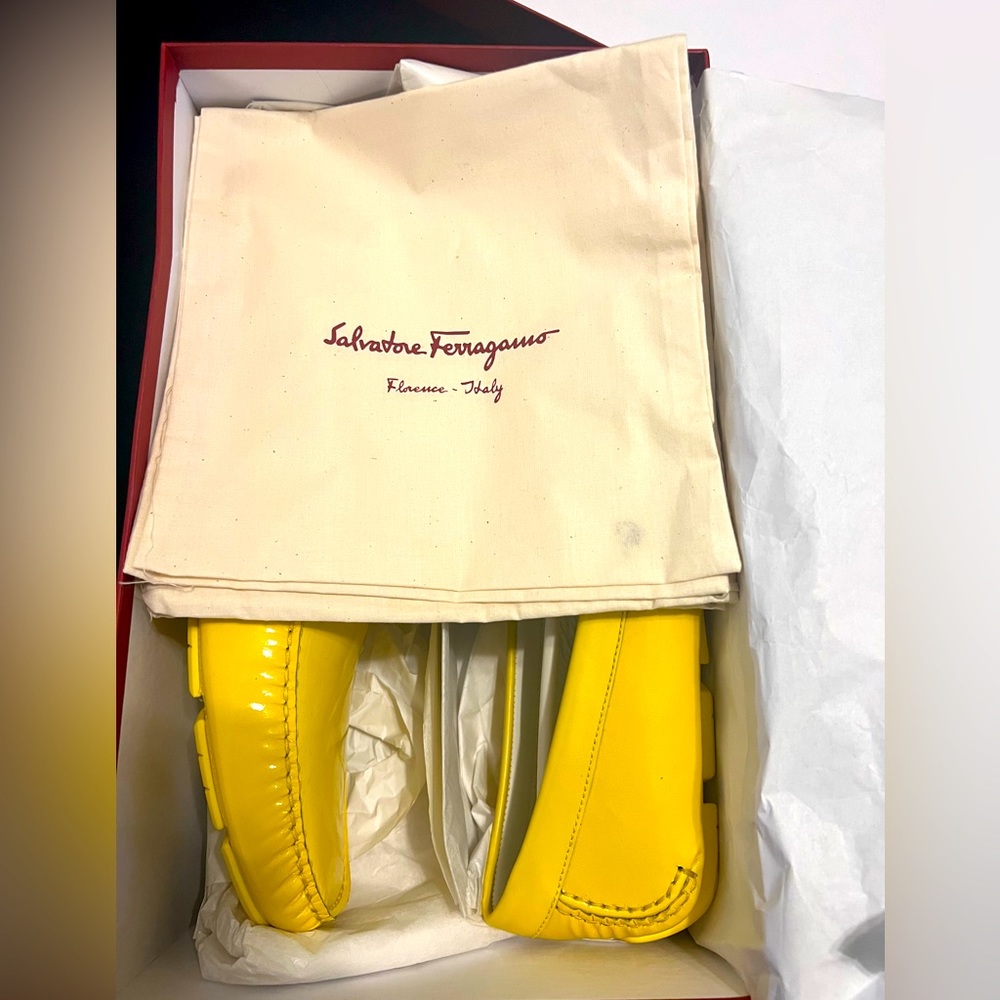 Salvatore Ferragamo driving shoes